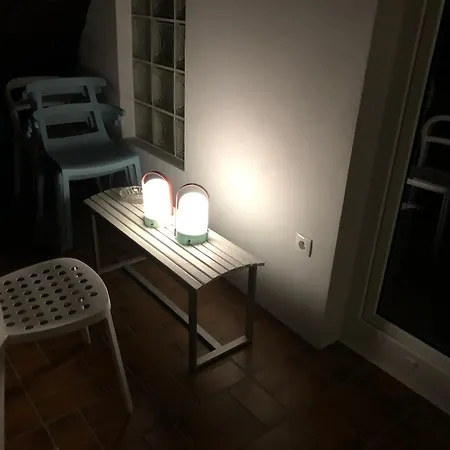 게스트하우스 Blaues -keine Kueche- Mit Grossem Balkon, Bad Ist Ein Traum, Nur 50 Schritte Zum Radweg Am Main Mainstockheim